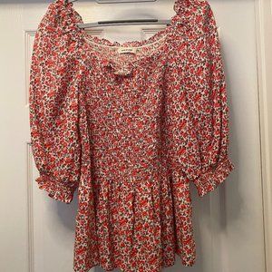 Red & White Ruched Top